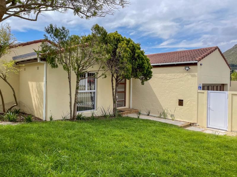 To Let 3 Bedroom Property for Rent in Beach Estate Western Cape